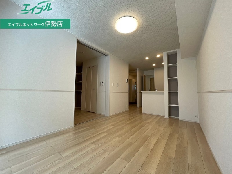 居室・リビング　別部屋参考写真です