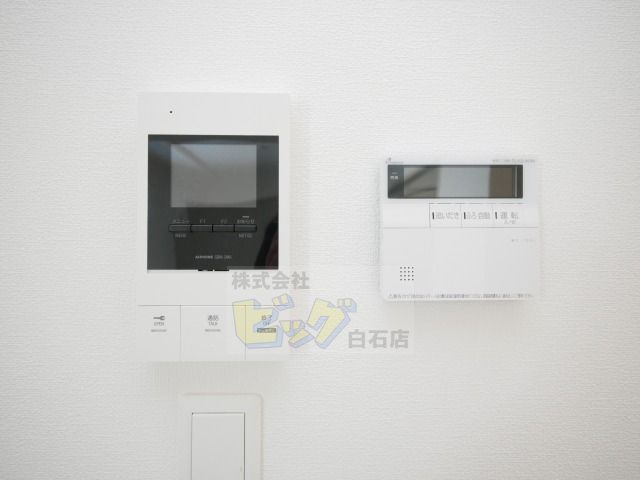 セキュリティ　安心のＴＶモニターホン設備が付いています♪
