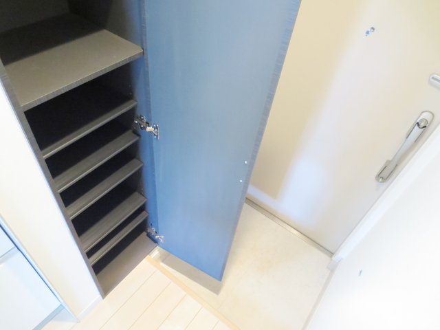 玄関　別号室の参考写真です。