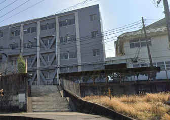 中学校　長久手市立長久手中学校（中学校）まで196m