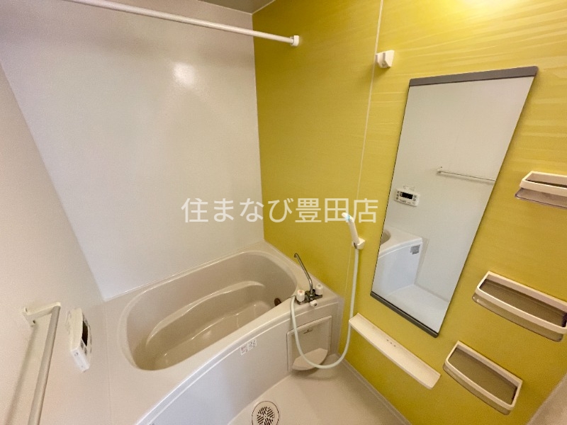 バス・シャワールーム　同型別部屋写真