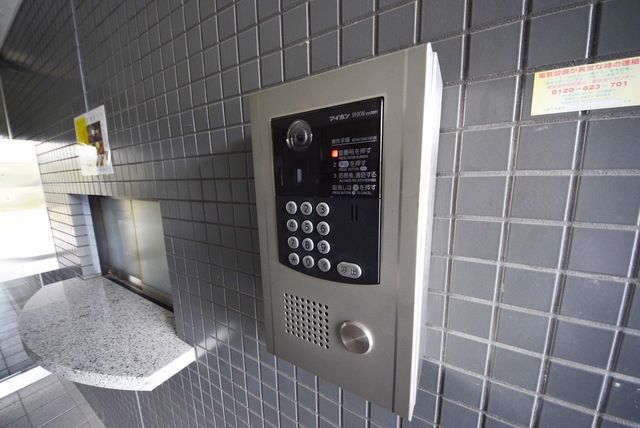 セキュリティ　オートロック完備