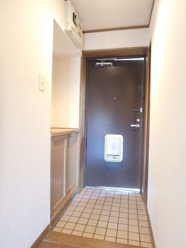 玄関　図面と現状に相違がある場合には現状を優先