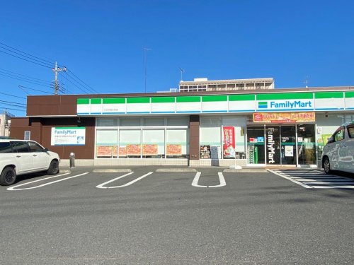 コンビニ　ファミリーマート京王堀之内駅東店（コンビニ）まで183m
