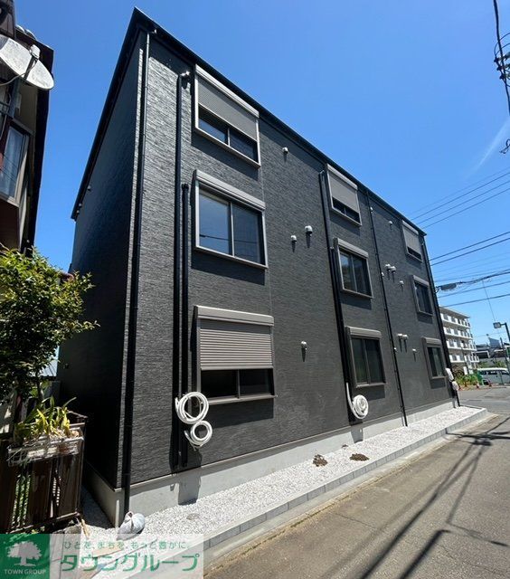建物外観　駐車場
