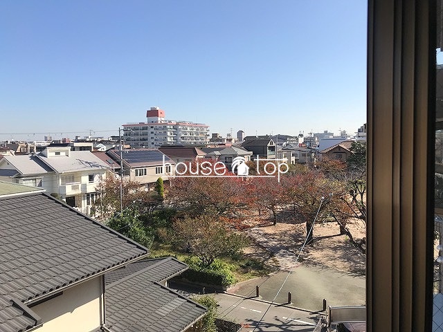 眺望　お部屋からお子様が遊んでいるのが見えますよ♪