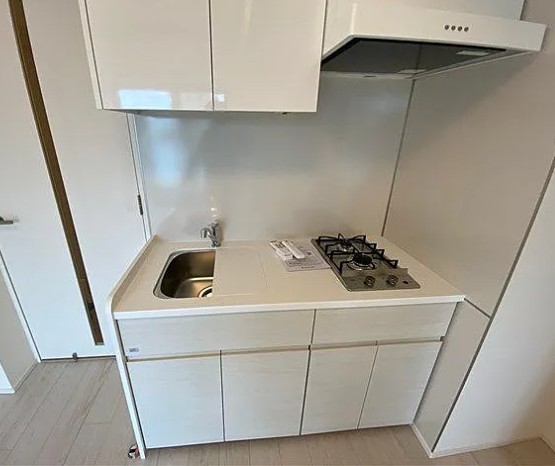 キッチン　コンパクトなキッチンで掃除もラクラク