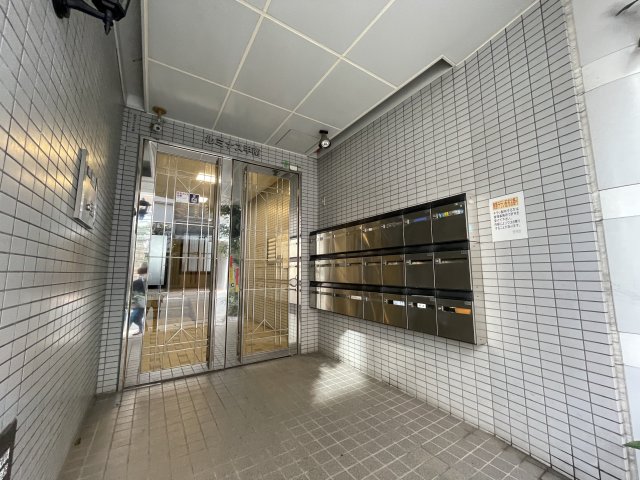 エントランス　小学校