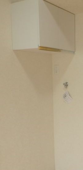 収納　上部収納