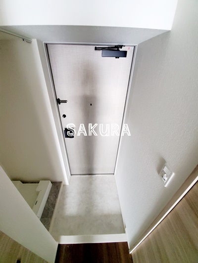 玄関　収納豊富なシューズボックスです♪