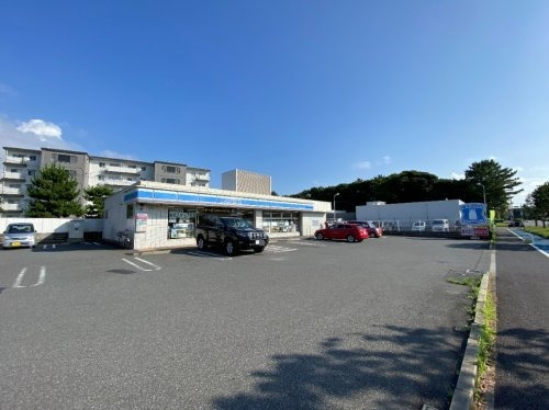 コンビニ　ローソン 稲毛海浜公園店（コンビニ）まで440m