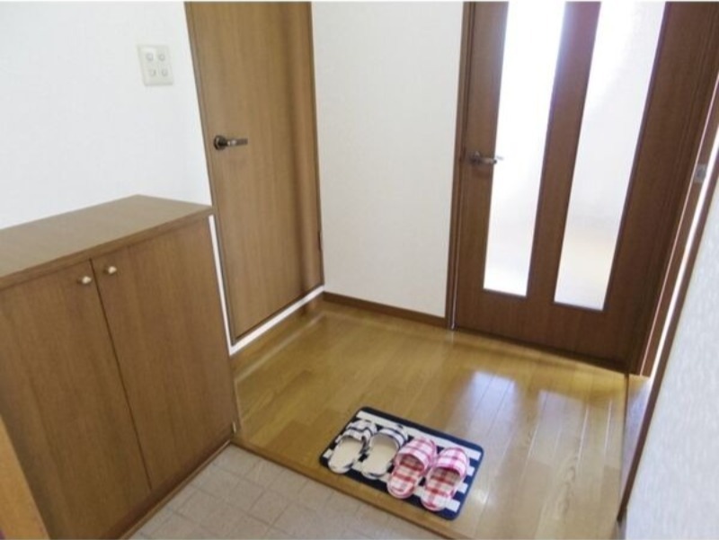 玄関　図面と現状に相違がある場合には現状を優先
