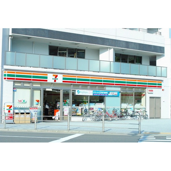 コンビニ　セブンイレブン大阪新町４丁目店（コンビニ）まで144m