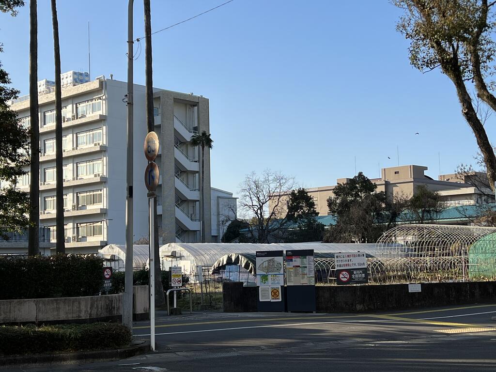 大学・短大　鹿児島大学　教育学部　東門（徒歩1分）（大学・短大）まで60m