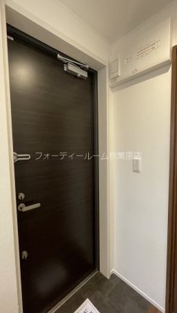玄関　《見学予約受付中》2020年築・築浅賃貸マンション！