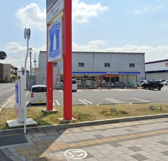 コンビニ　ローソン　岡山高柳西町店（コンビニ）まで439m