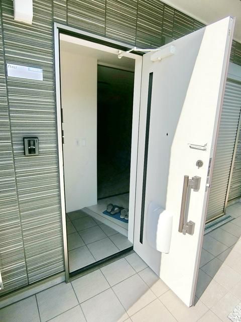 玄関　★お部屋探しはタウンハウジング高幡不動店まで★