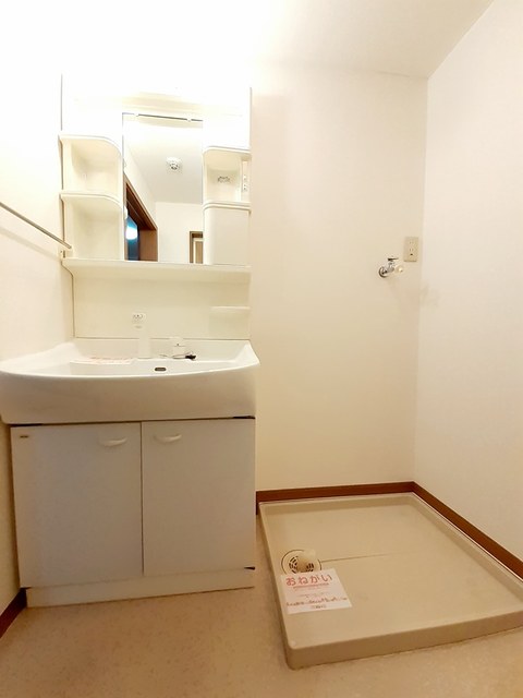 洗面設備　忙しい朝には欠かせない洗面所です