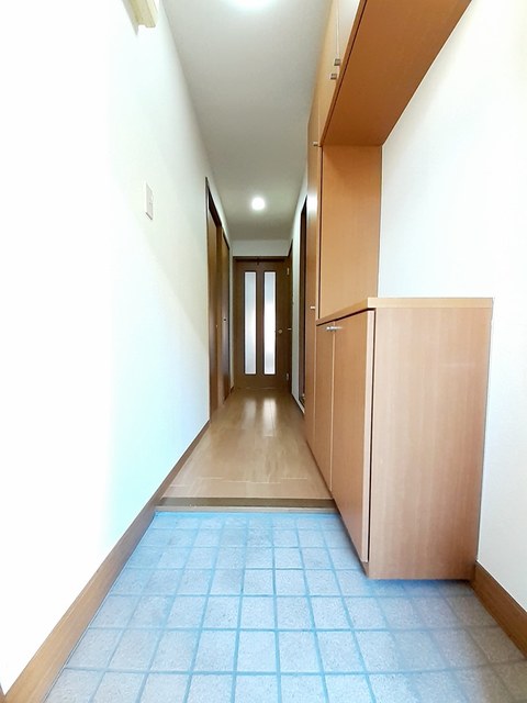 玄関　ゆったりとした玄関です