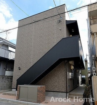 建物外観　落ち着いた雰囲気の外観です