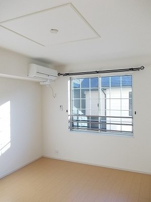居室・リビング　居間です