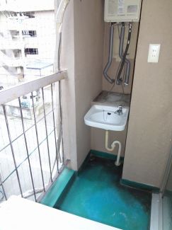 バルコニー　参考写真掲載。
