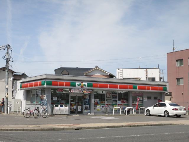 コンビニ　サンクス（コンビニ）まで360m