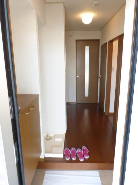 玄関　玄関です。