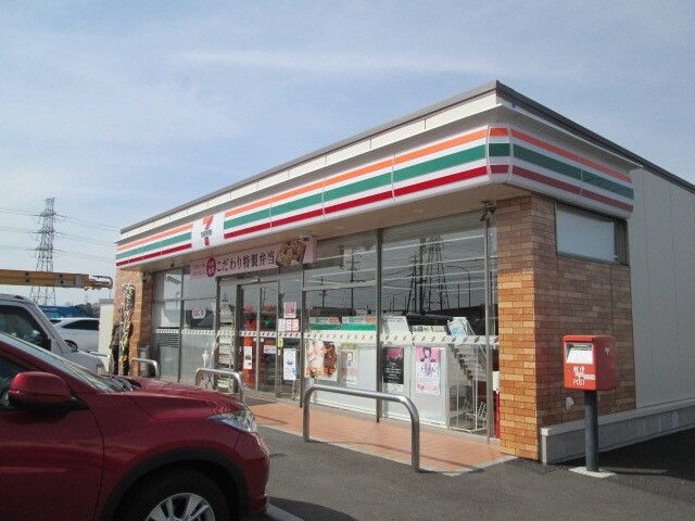 コンビニ　セブンイレブン（コンビニ）まで350m