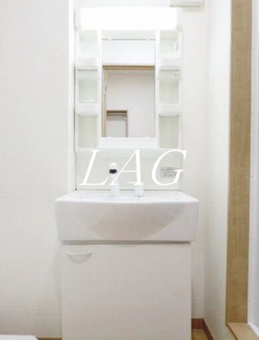洗面設備　洗面台です。