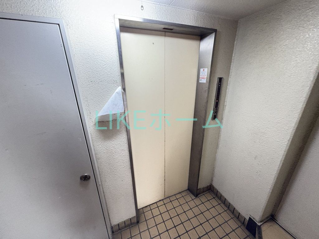 その他　玄関