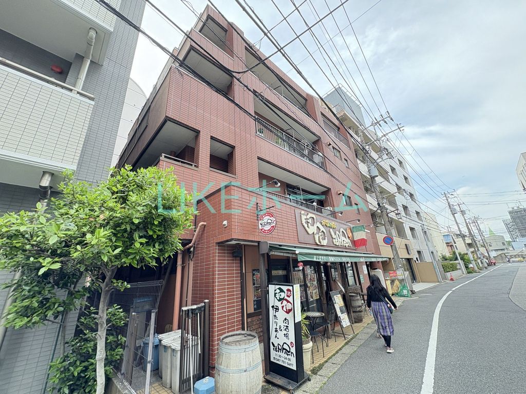建物外観　エントランス
