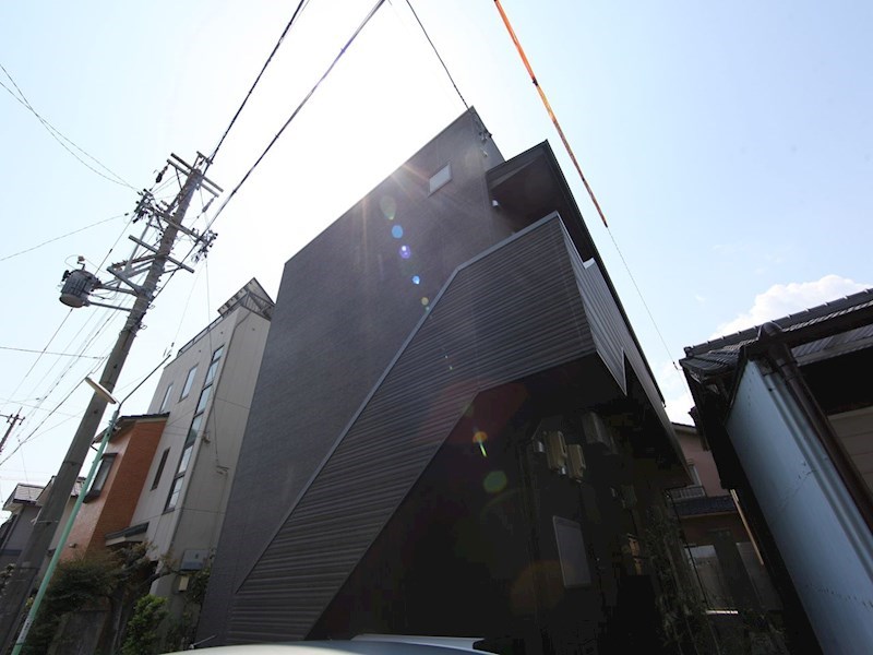 建物外観　外観　デザイナーズ　光インターネット無料
