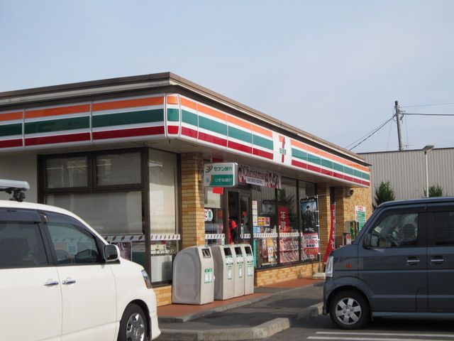 コンビニ　セブンイレブン（コンビニ）まで350m