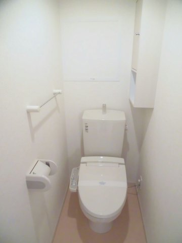 トイレ　トイレもきれいです
