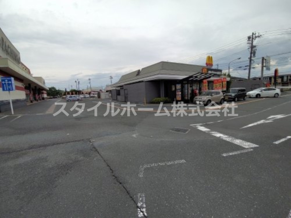 飲食店　マクドナルド １号線大岩町店（飲食店）まで993m