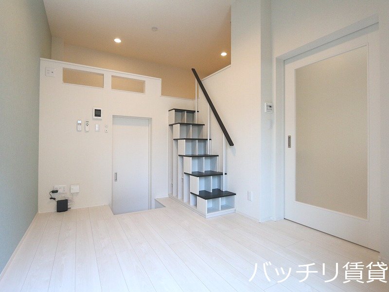 居室・リビング　建築中の為　同型タイプ現状優先