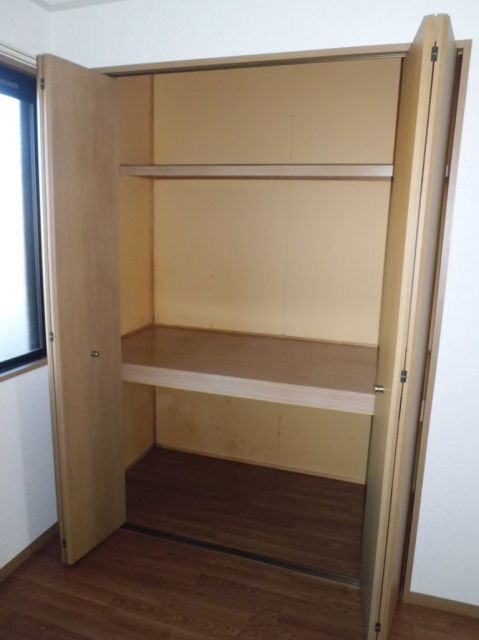 収納　奥行き充分の収納です。