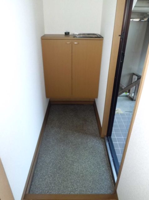 玄関　下駄箱付きの玄関は使いやすい。