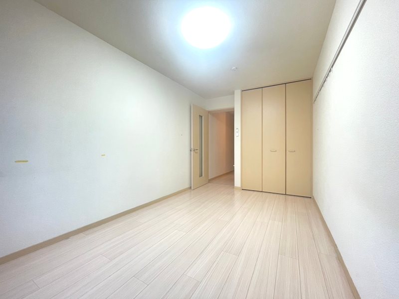 その他部屋・スペース　広々収納付き！