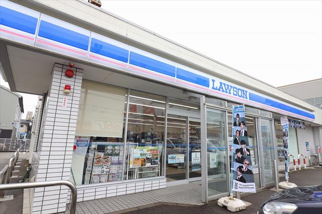コンビニ　ローソン高岡美幸町店（コンビニ）まで845m