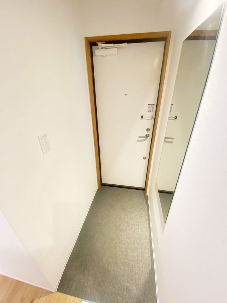 玄関　設備