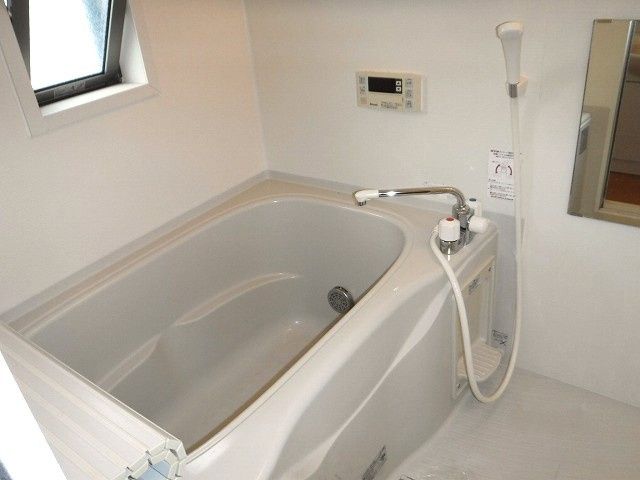 バス・シャワールーム　※同タイプの写真です。