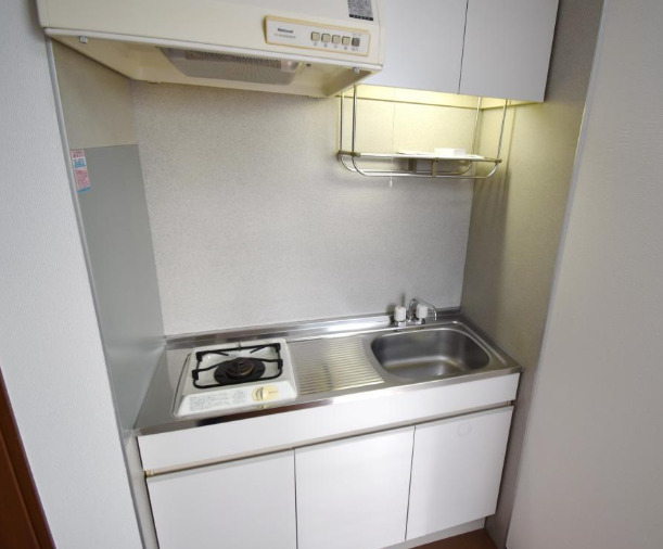 キッチン　別部屋の画像を使用しております。
