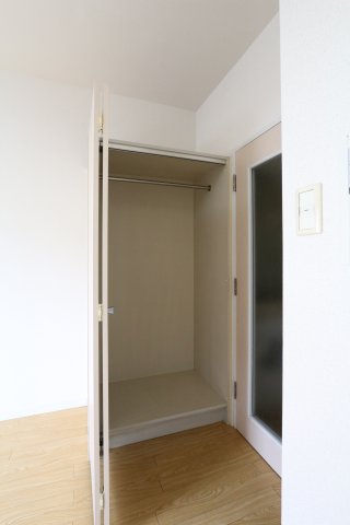 収納　参考写真（同物件別部屋）