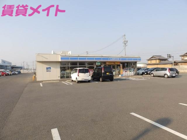 コンビニ　ローソン 四日市楠町北五味塚店（コンビニ）まで300m
