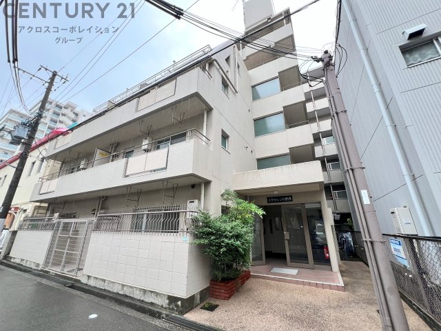 建物外観　エレベーター付きで荷物があっても安心！