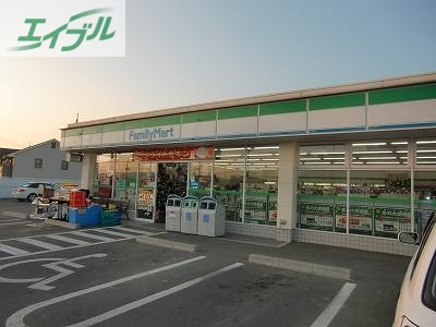 コンビニ　ファミリーマート岡山新屋敷店（コンビニ）まで206m