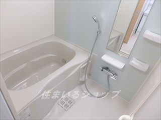 バス・シャワールーム　追い焚き・浴室暖房乾燥機あり