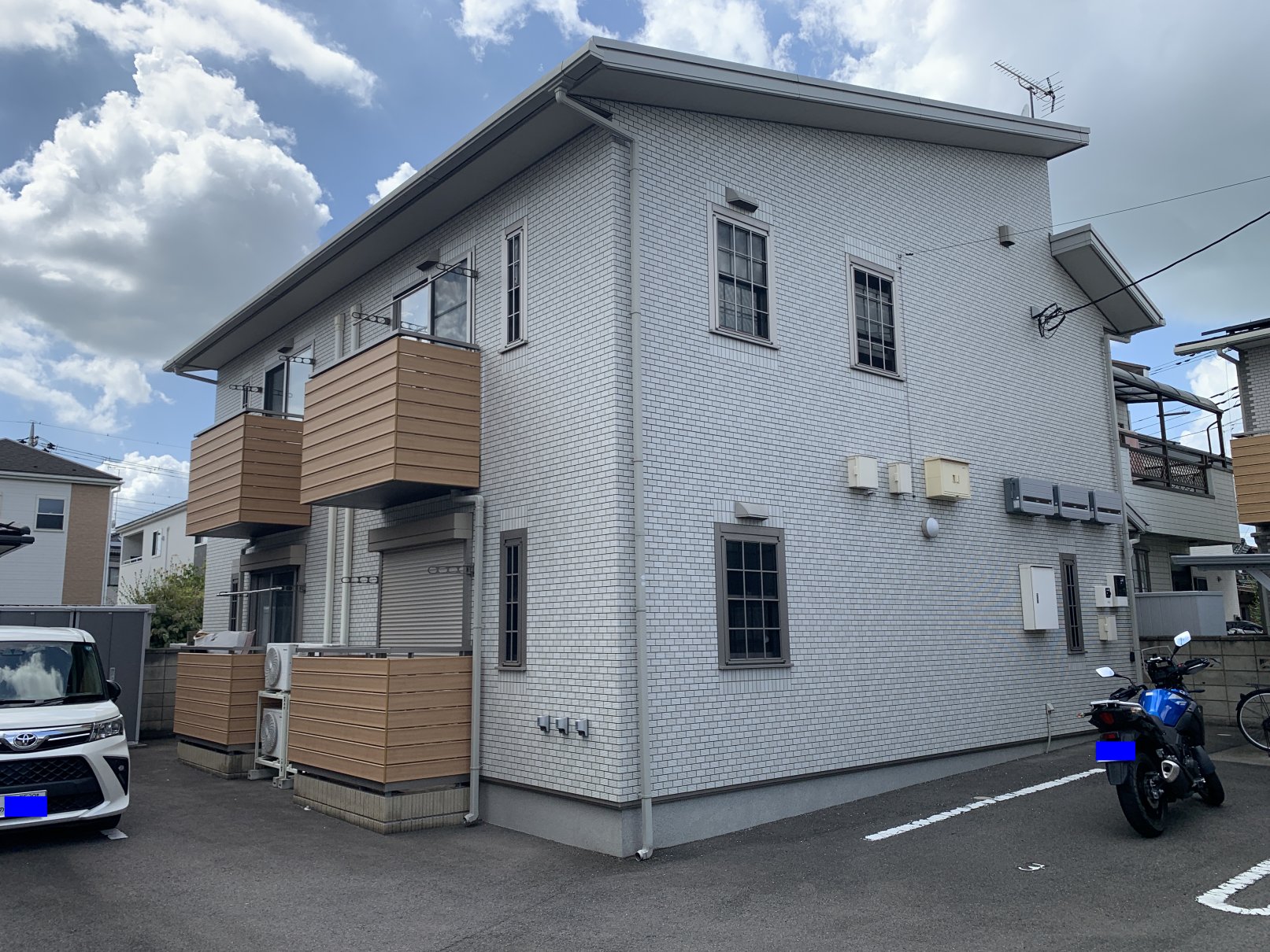 建物外観　南向きで日当たり良好　角部屋